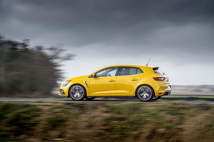  Renault Megane R.S. 300 Trophy 2019 года  (UK) (фото 28 из 40)